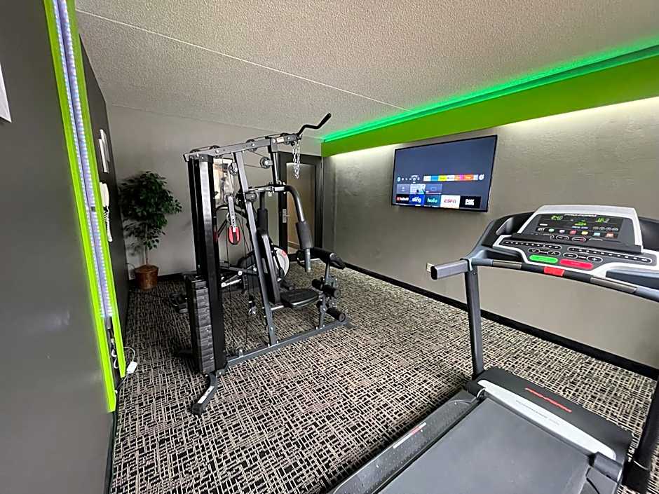 Wingate by Wyndham Lake George