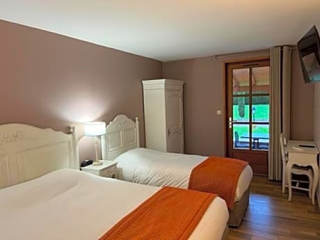Triple Room with Terrace