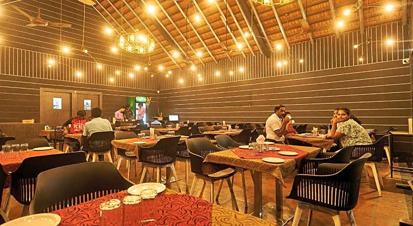 Hotel G-Square Shirdi