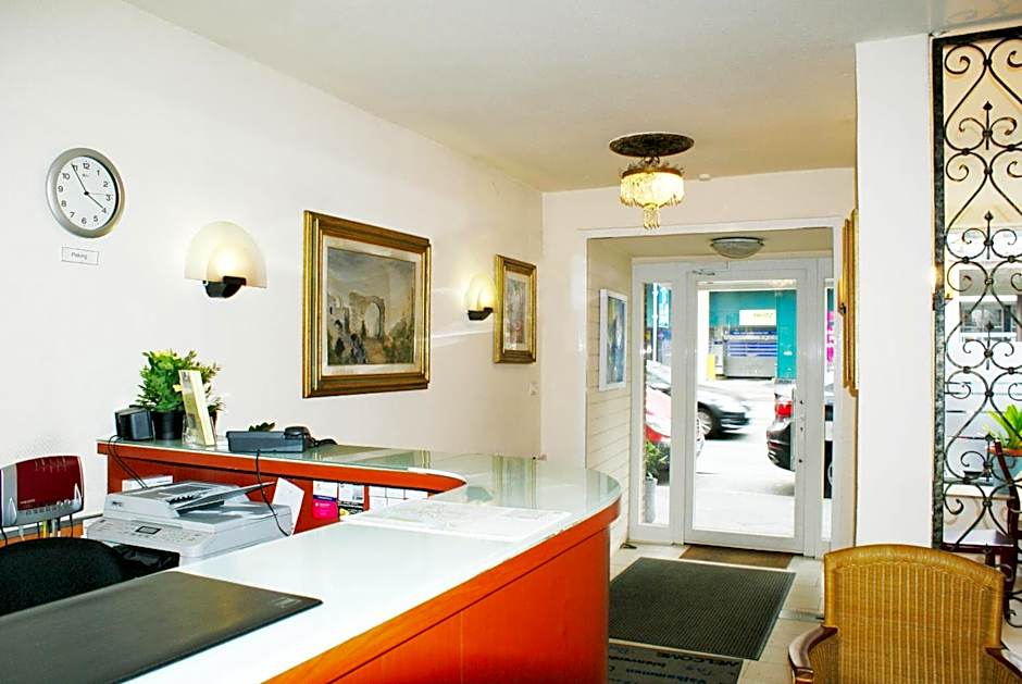 Bahn-Hotel