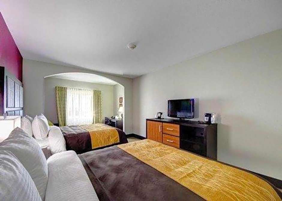 Comfort Inn & Suites