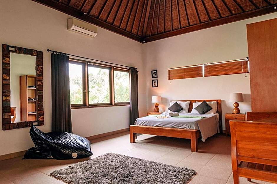 Charming Private Villa with Pool