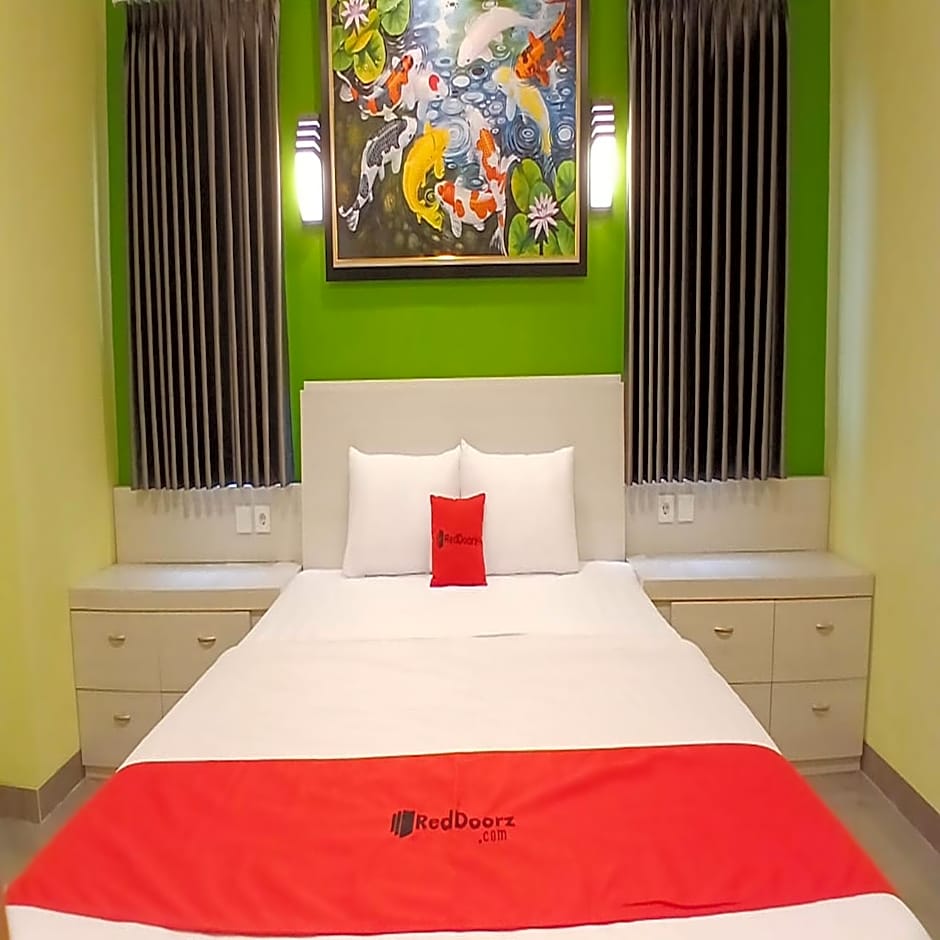 RedDoorz at Griya Athaya Maguwoharjo Yogyakarta