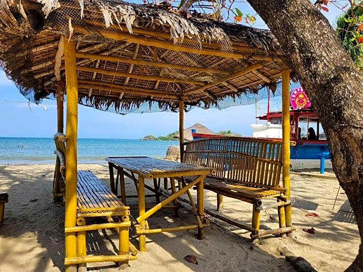 Bolo Hills Beach Club And Residence