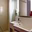 B&B HOTEL Lyon Caluire Cité Internationale