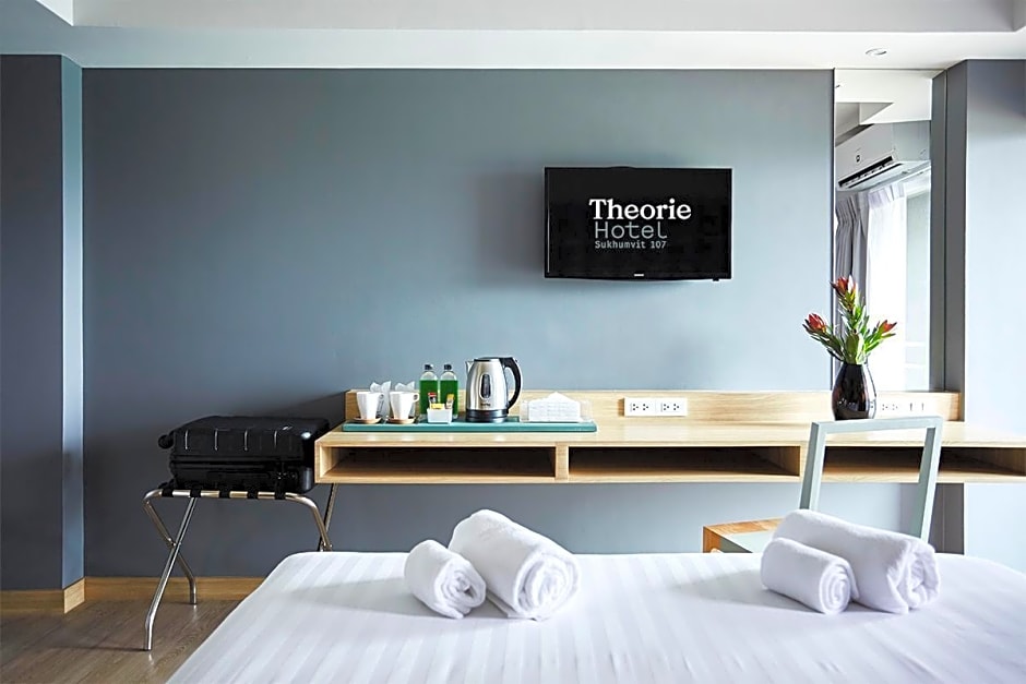 Theorie Hotel Sukhumvit 107 by SLH