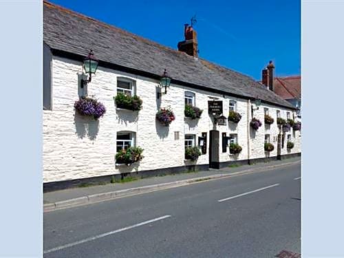 The Farmers Arms