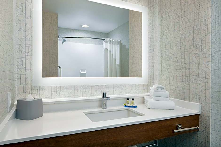 Holiday Inn Express Hotel & Suites Salem By IHG