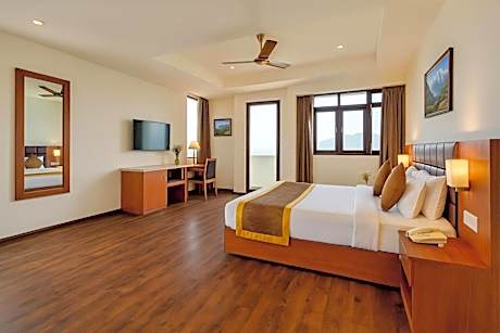 Premium Room with Private Balcony
