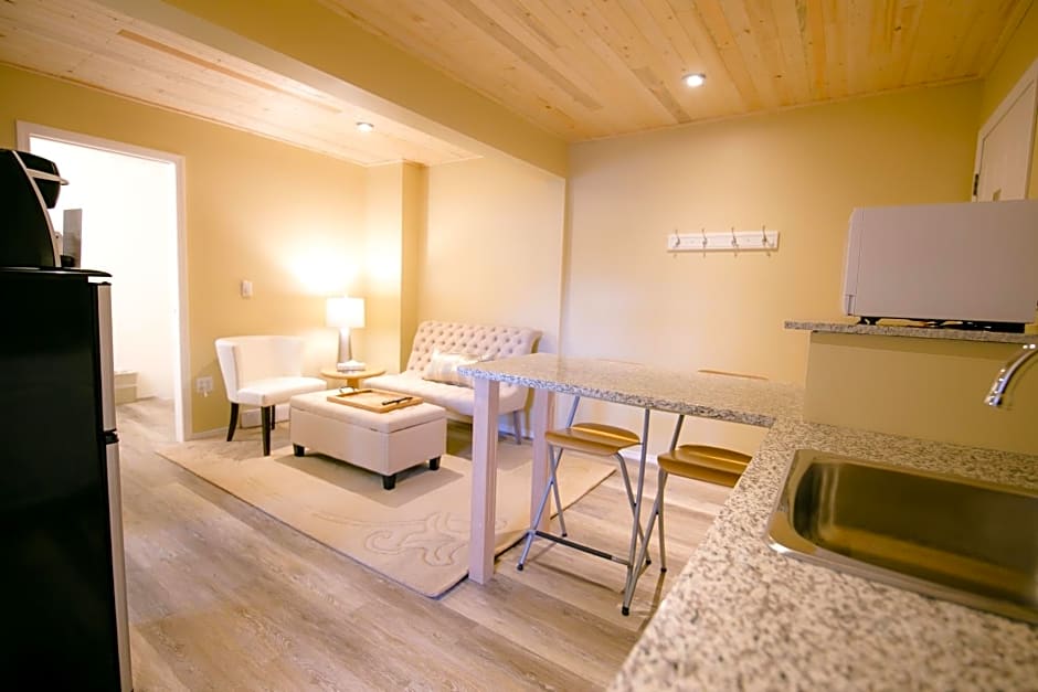 Crystal Springs Motel