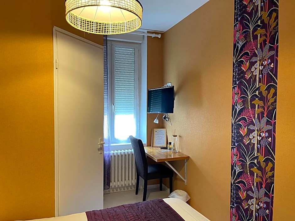 Logis Hôtel Restaurant Cazes Arazat