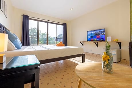 Club22 Kamala Suites, Kamala Beach