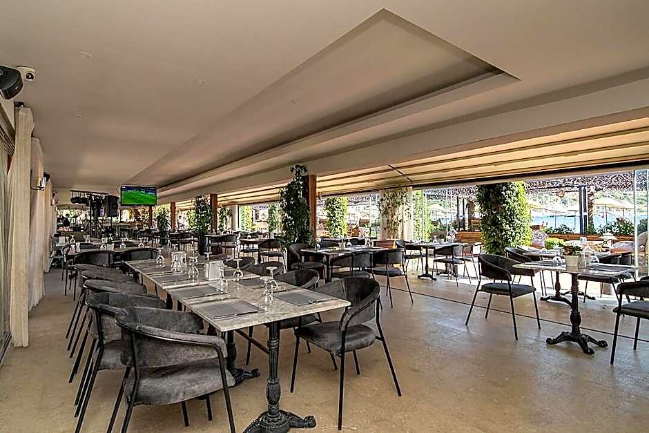 Hotel Ambrosia