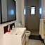 Highland Gate House 1023