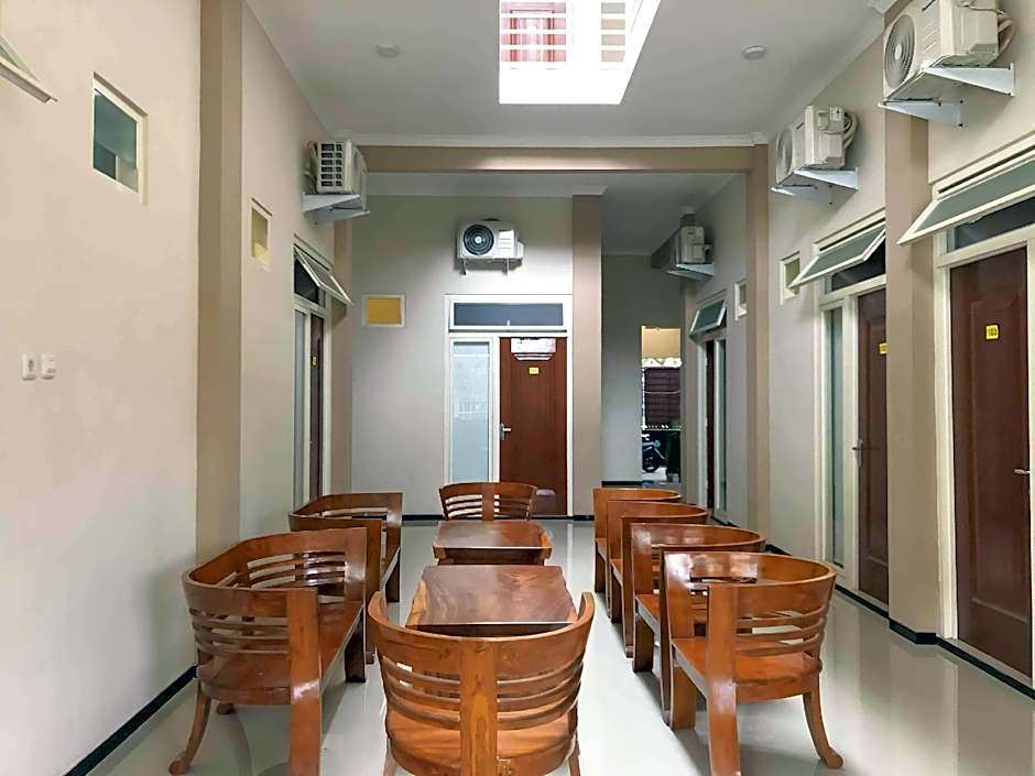 RedDoorz Syariah @ Jl. Cengger Ayam Dalam