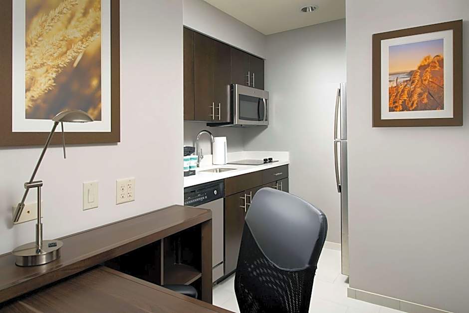 Homewood Suites By Hilton Kansas City Speedway