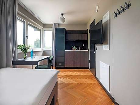 Medium Studio with Kitchenette - Single Bed