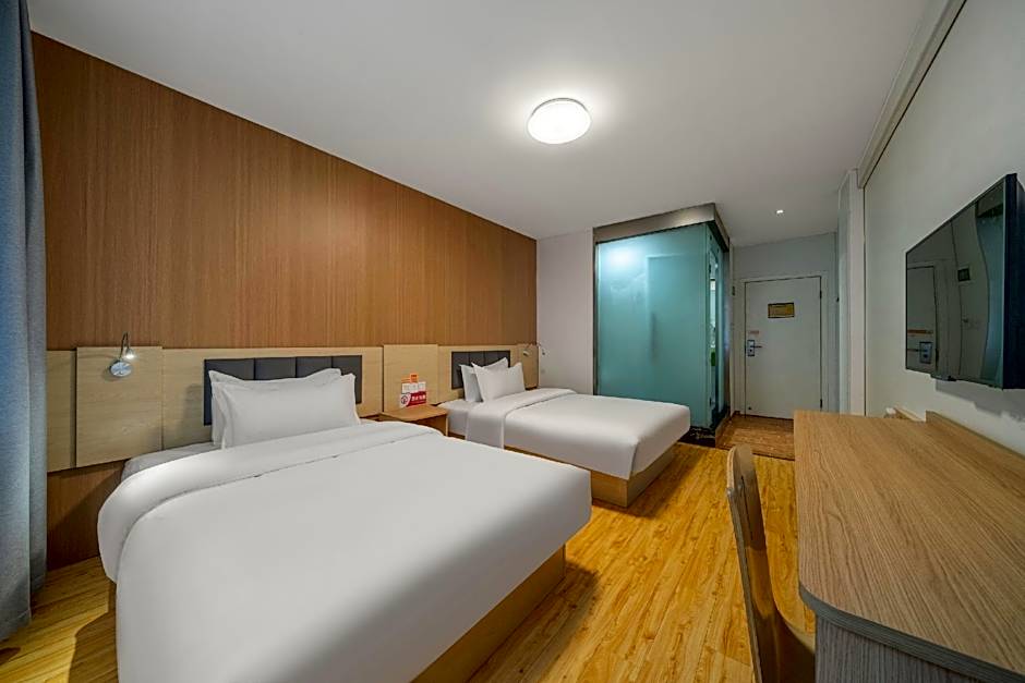 7 Days Inn Kangding Passenger Terminal
