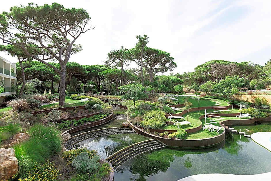 Onyria Marinha Boutique Hotel