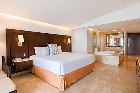 Luxury Suite