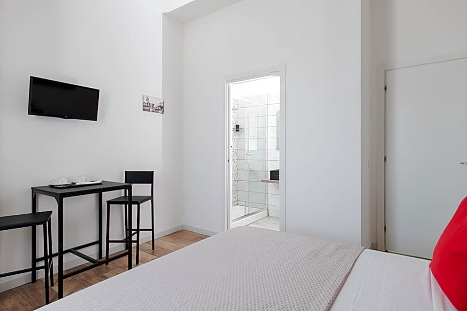 Naples Gateway Rooms