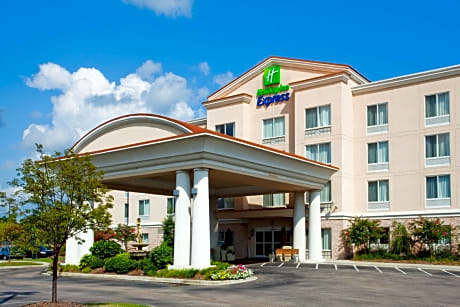 Holiday Inn Express & Suites Concord By IHG