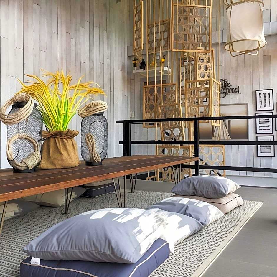 walking street hostel by new wave