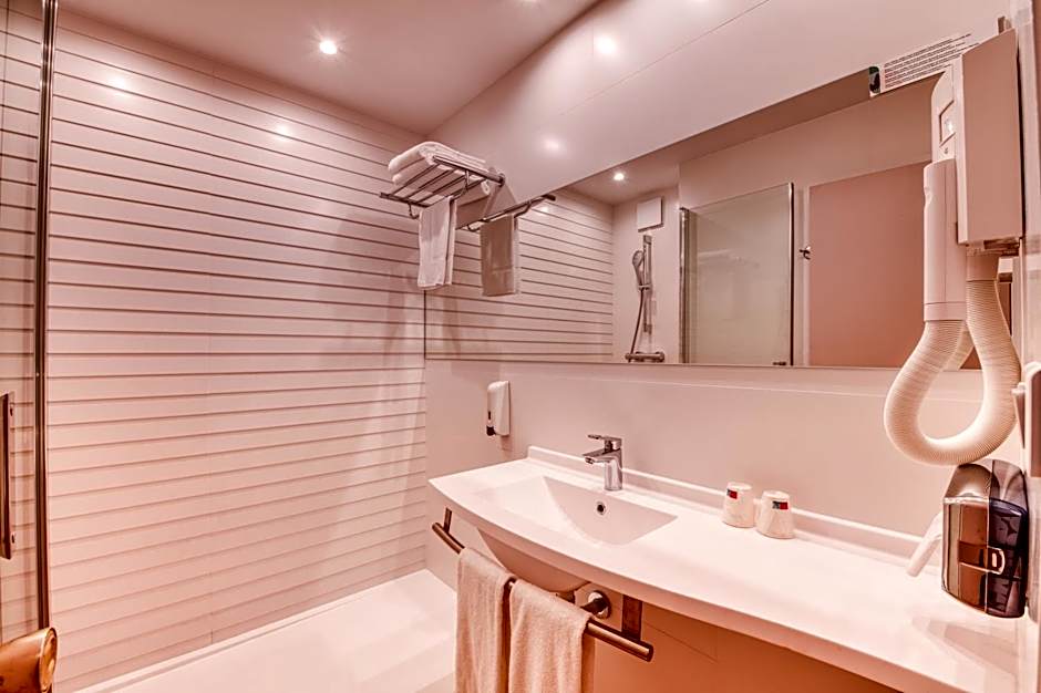 Logis NIMOTEL Hôtel Cosy