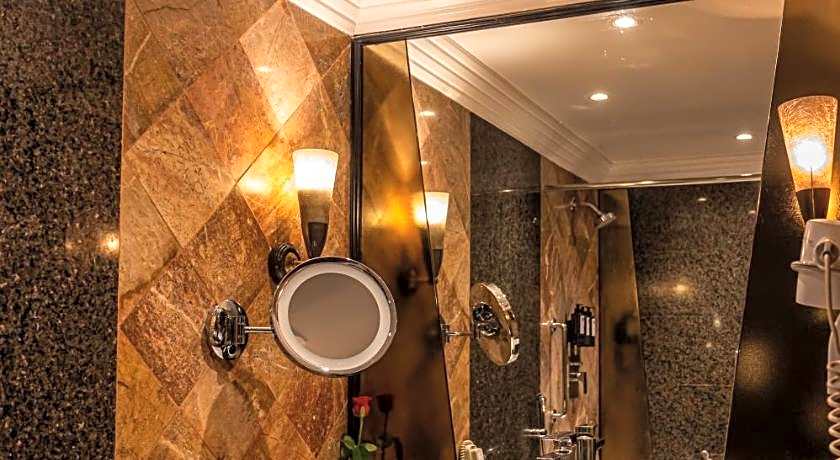 The Park Kolkata Hotel