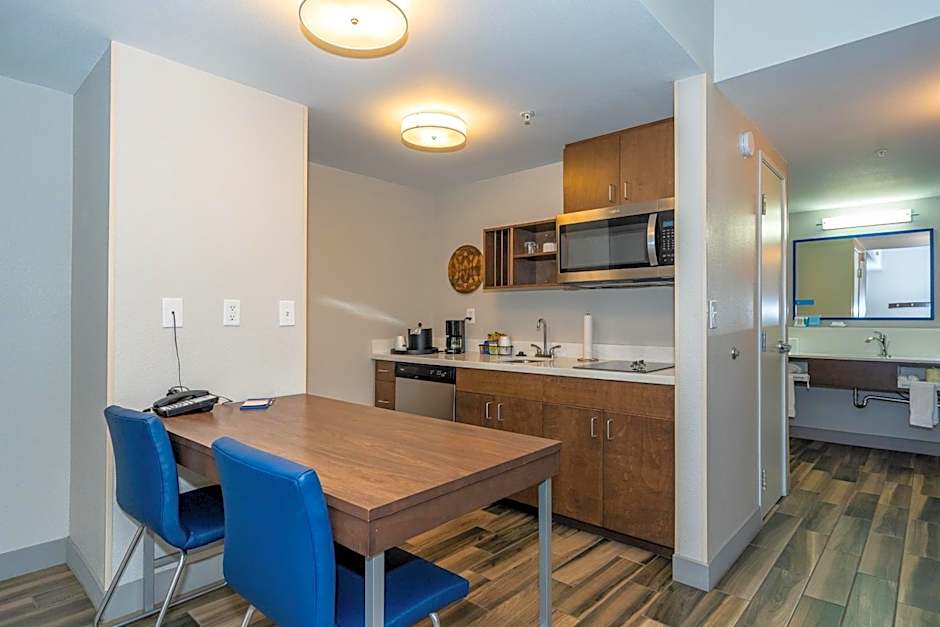 Hampton Inn By Hilton And Suites Flagstaff
