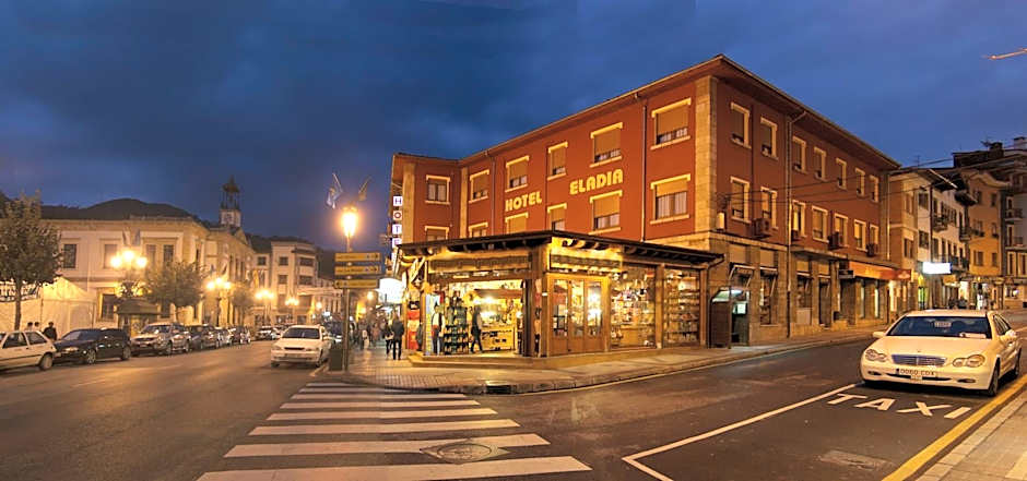 Hotel Eladia