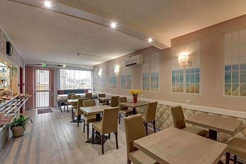 Confort Hôtel Thouars