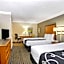 La Quinta Inn & Suites by Wyndham Denver  Golden
