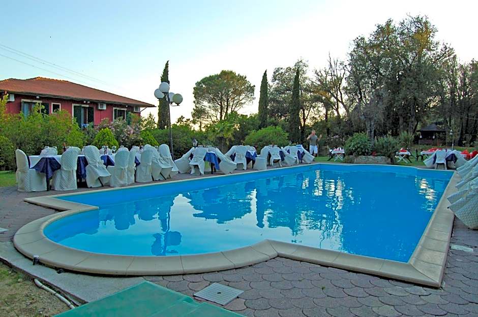 Hotel Monti