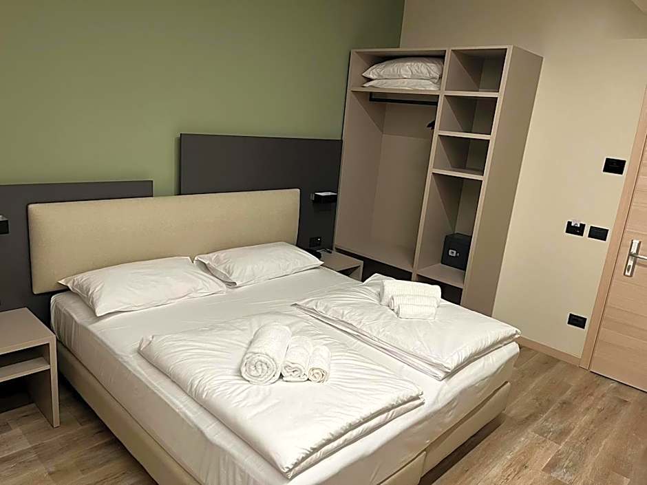 Ile Hotel