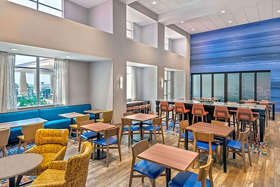 Hampton Inn By Hilton and Suites Clearwater Beach