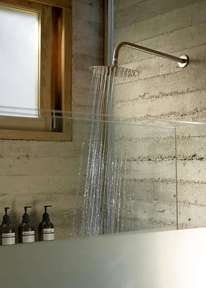 Ona & Nami - Casa Macu Saladita surf break