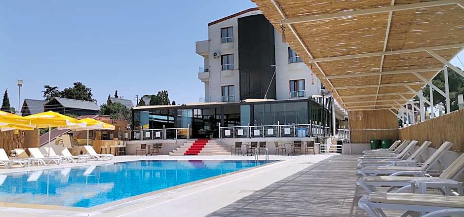 Double Royal Hotel Darica