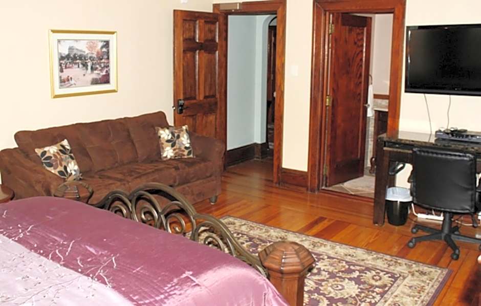 Walton Manor Inn Bed & Breakfast