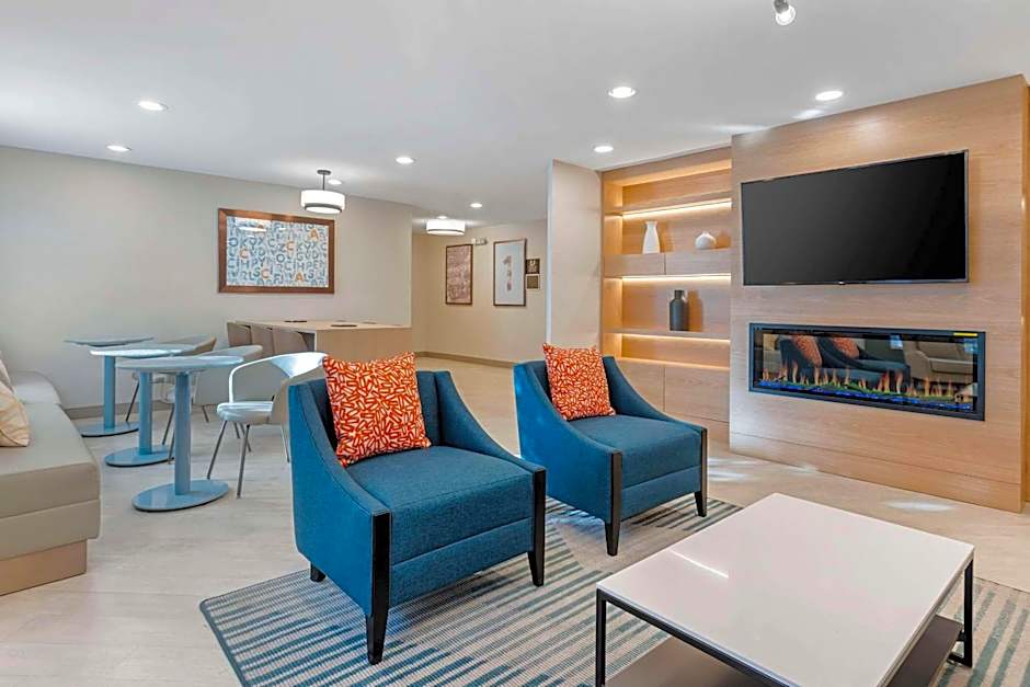 Comfort Inn Marina on the Monterey Bay