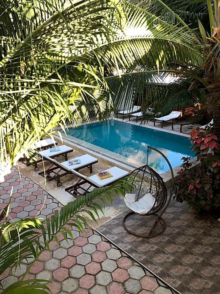 Reyna Resort By Cezere The Palm