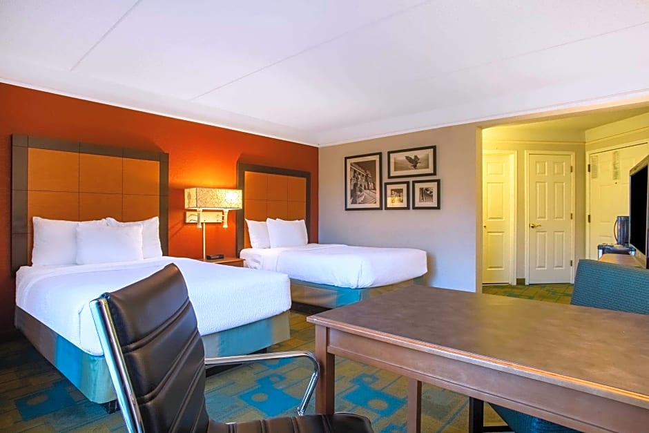 Photo 1 of 1 of 2 Double Beds, Mobility Accessible