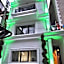 Loren Hotel & Suites