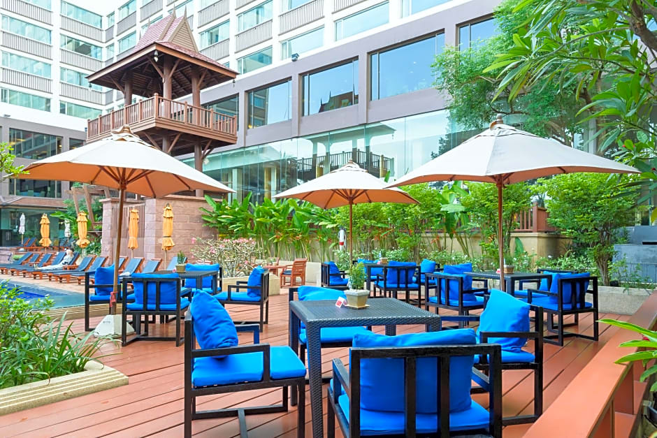 Ramada Plaza by Wyndham Bangkok Menam Riverside