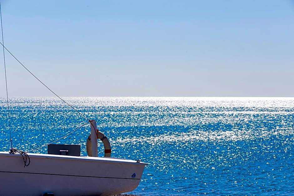 Castroboleto Village