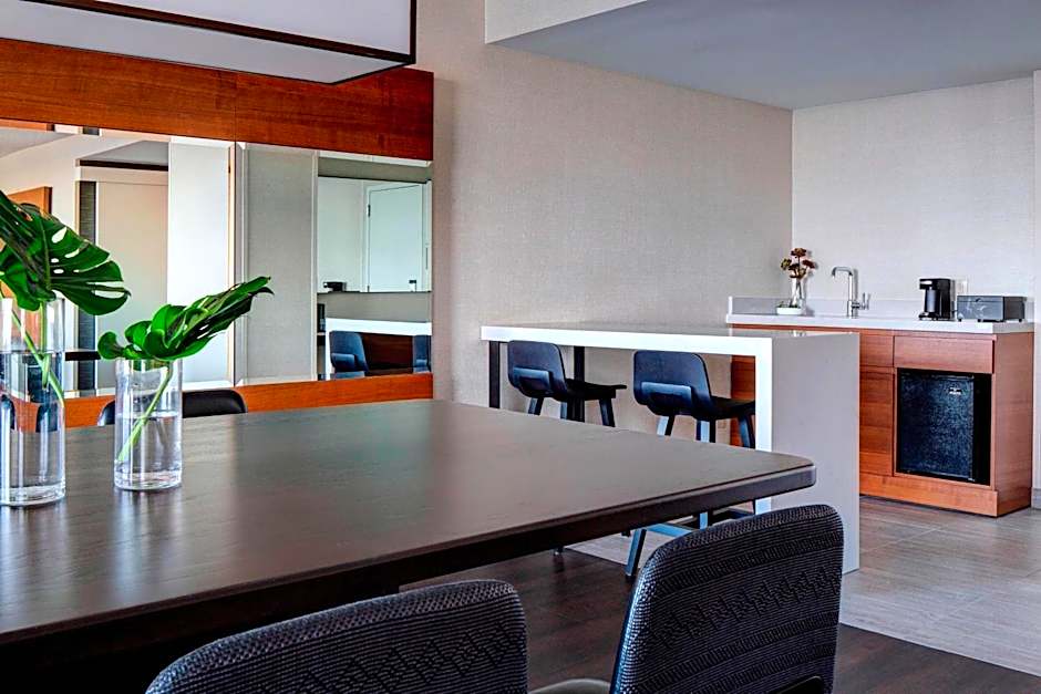 New York LaGuardia Airport Marriott
