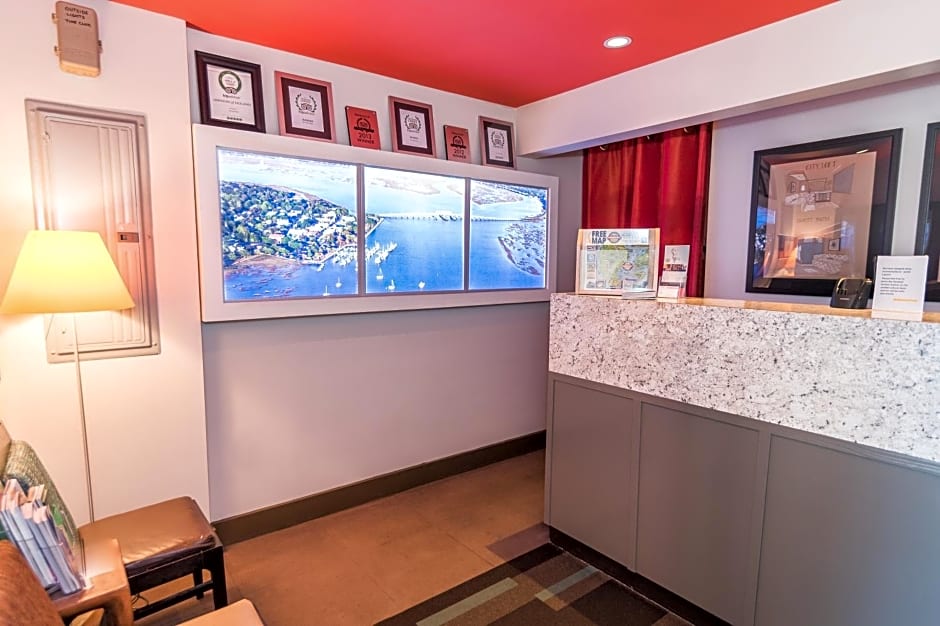 City Loft Hotel