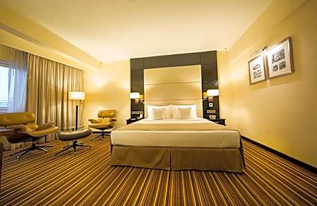 Premier Suite