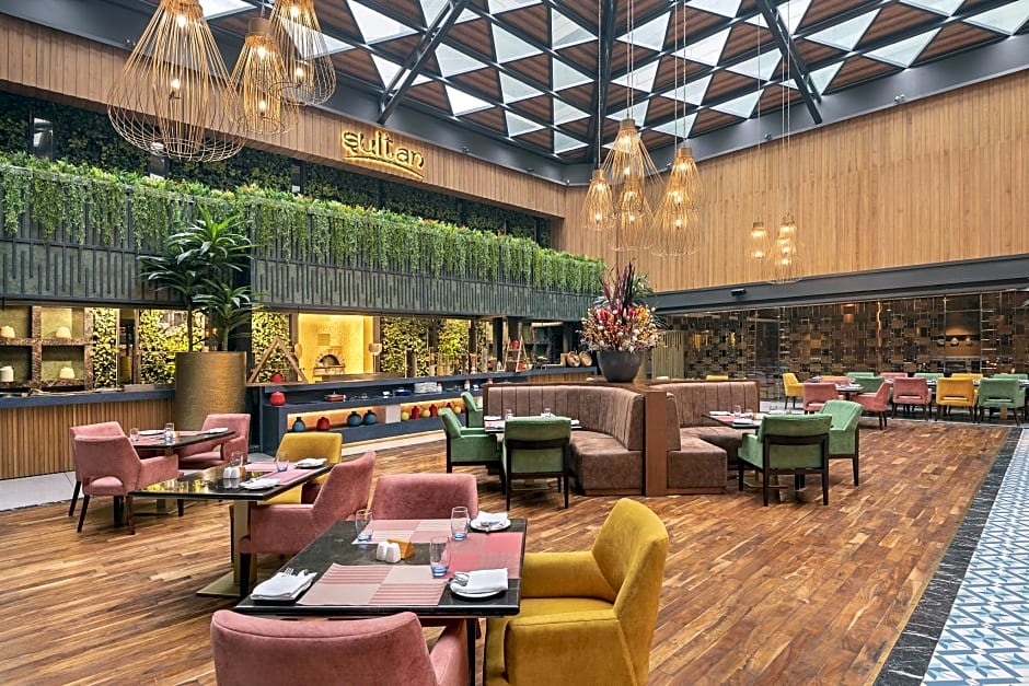 Hotel Radisson Blu Kaushambi Delhi NCR