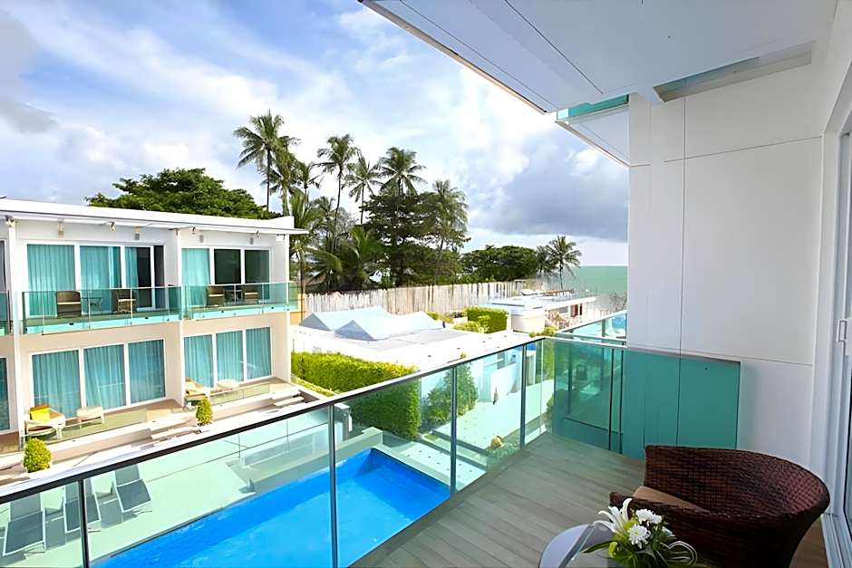 KC Beach Club & Pool Villas